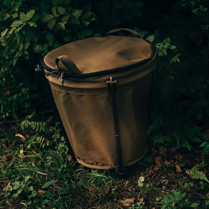 20L Portable Khaki Camping Trash Bin Collapsible Storage Container for Outdoor Use