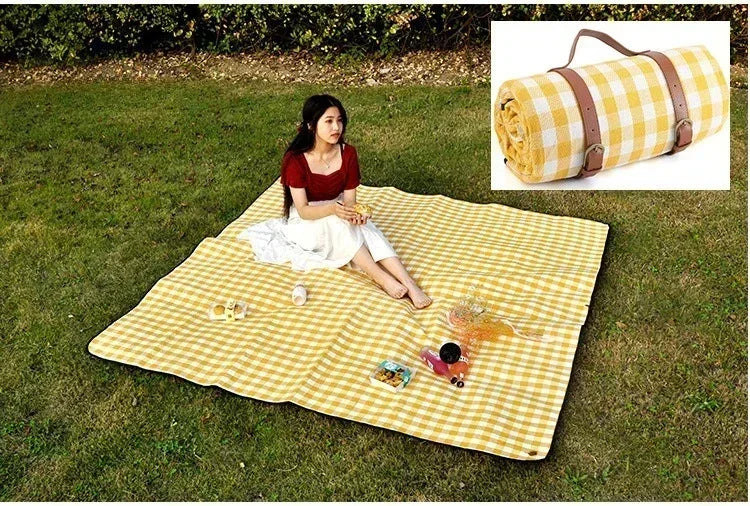 150x200cm Foldable Yellow White Picnic Blanket Waterproof Outdoor Mat with Leather Handle for Beach Camping Travel