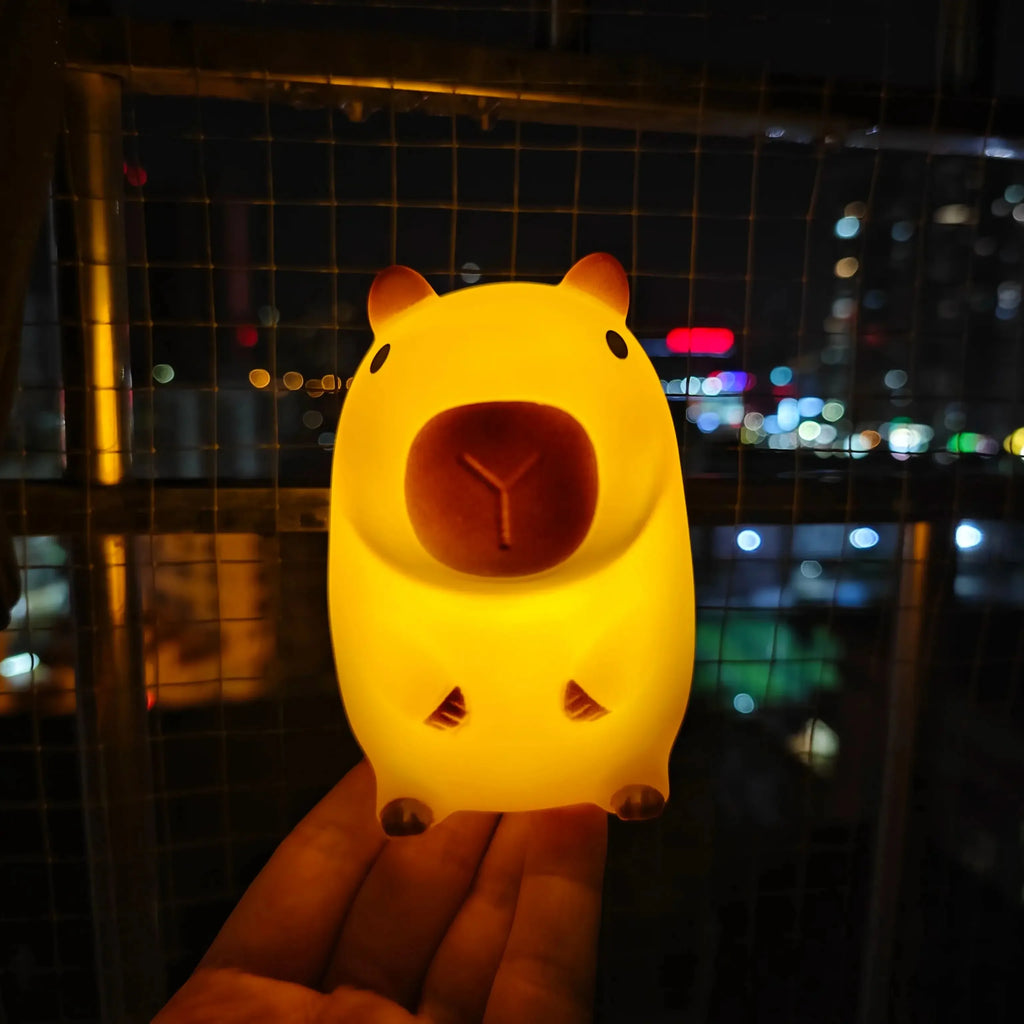 Capybara Night Light LED Bedside Lamp Battery Operated Silicone Table Light for Bedroom and Home Decor