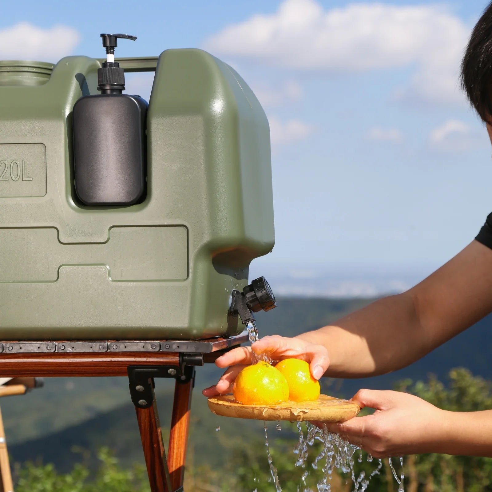 20L Portable Army Green Water Storage Tank with Spigot Soap Dispenser and Carry Handle
